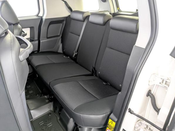 Toyota FJ Cruiser с пробегом 2022 года, цена 8 725 000 рублей, 14409 км, внедорожник, Автокод Объявления