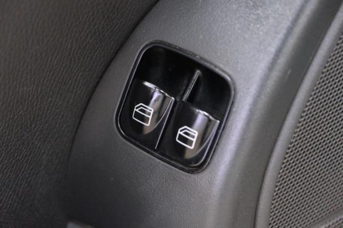 Mercedes-Benz C-Класс II (W203) с пробегом 2002 года, цена 659 000 рублей, 327854 км, хэтчбек, Автокод Объявления
