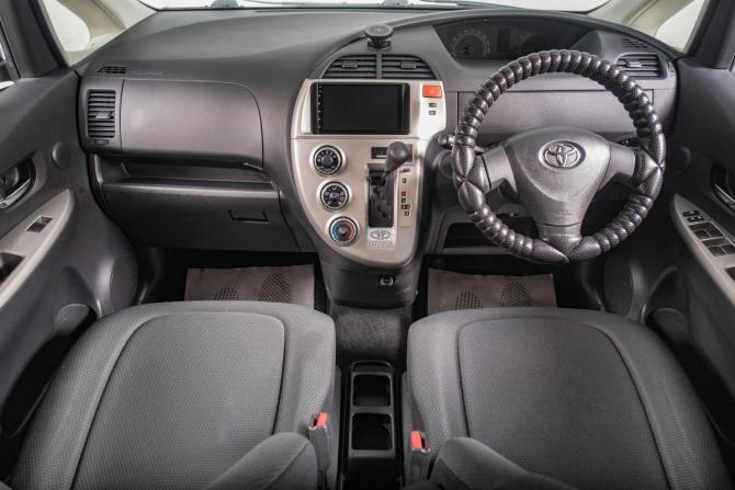 Toyota Ractis I с пробегом 2009 года, цена 659 000 рублей, 133000 км, хэтчбек, Автокод Объявления