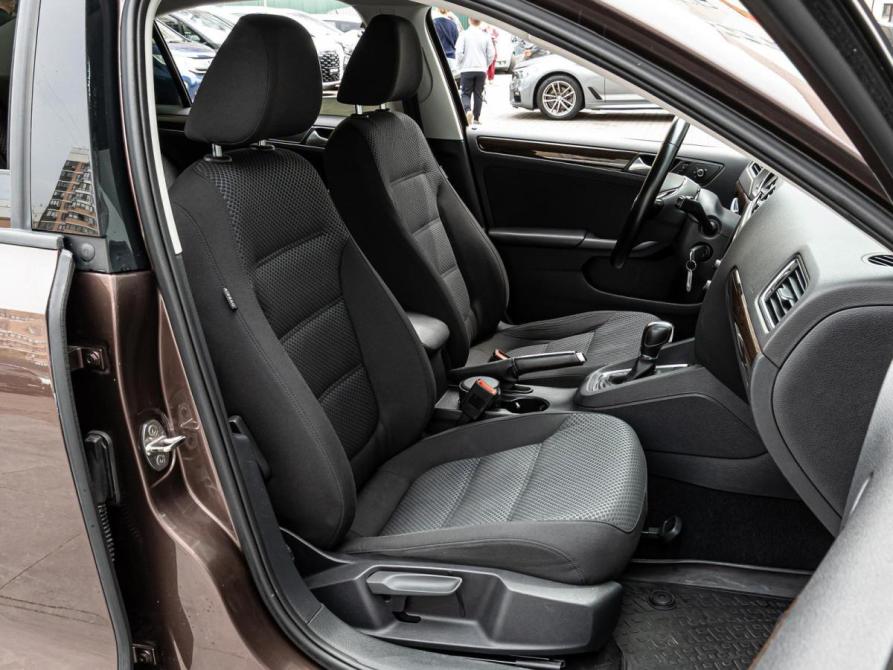 Volkswagen Jetta VI Рестайлинг Краснодар  - изображение 8