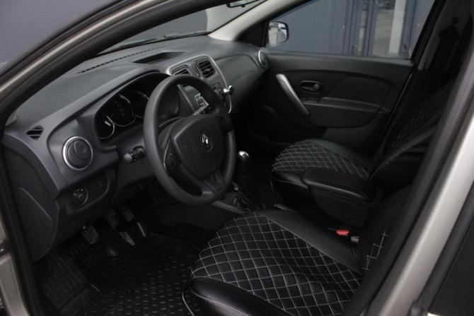 Renault Sandero II с пробегом 2016 года, цена 930 000 рублей, 166653 км, хэтчбек, Автокод Объявления