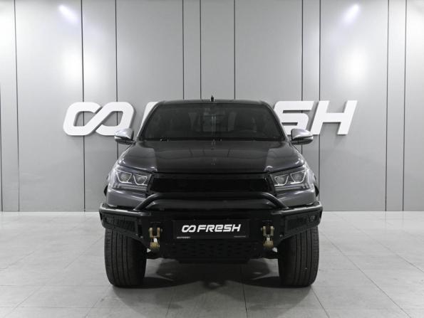 Toyota Hilux VIII Рестайлинг 2 с пробегом 2022 года, цена 3 999 000 рублей, 180051 км, offers.body_type.unknown, Автокод Объявления