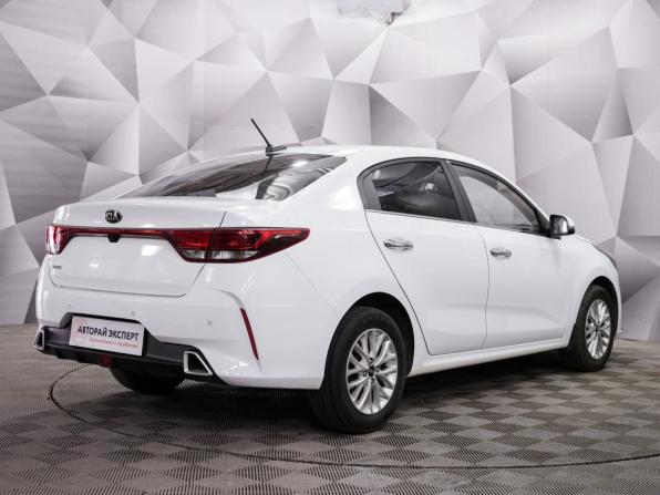 Kia Rio IV Рестайлинг с пробегом 2020 года, цена 1 790 000 рублей, 79892 км, седан, Автокод Объявления