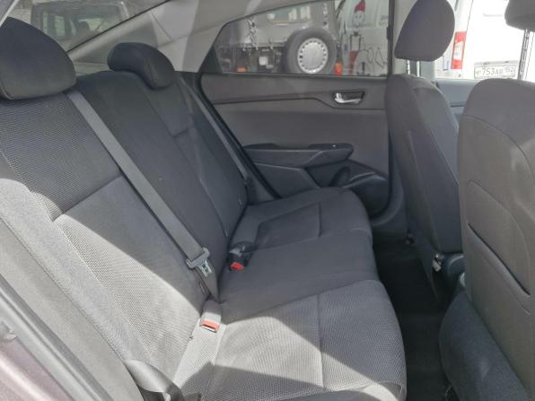 Hyundai Solaris II Рестайлинг с пробегом 2021 года, цена 1 579 000 рублей, 118456 км, седан, Автокод Объявления