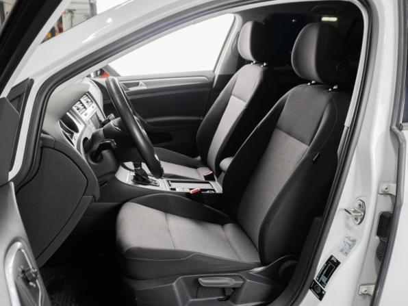 Volkswagen Golf VII с пробегом 2013 года, цена 949 000 рублей, 184714 км, хэтчбек, Автокод Объявления