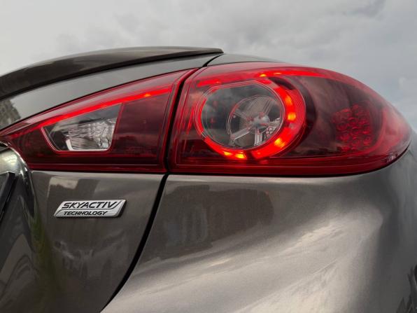 Mazda 3 III (BM) с пробегом 2013 года, цена 1 025 000 рублей, 211885 км, седан, Автокод Объявления