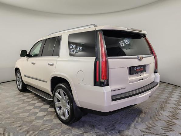 Cadillac Escalade IV с пробегом 2015 года, цена 2 999 000 рублей, 253776 км, внедорожник, Автокод Объявления