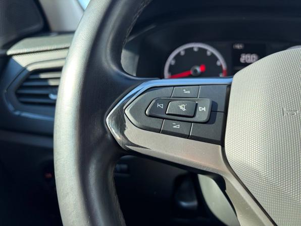 Volkswagen Polo VI с пробегом 2021 года, цена 1 455 000 рублей, 117367 км, лифтбек, Автокод Объявления