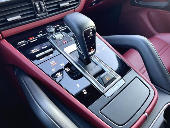 Porsche Cayenne III с пробегом 2020 года, цена 10 230 000 рублей, 34802 км, внедорожник, Автокод Объявления