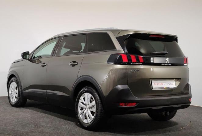 Peugeot 5008 II с пробегом 2018 года, цена 1 820 000 рублей, 159761 км, внедорожник, Автокод Объявления