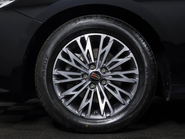 Hongqi H5 II с пробегом 2023 года, цена 3 150 000 рублей, 22894 км, седан, Автокод Объявления
