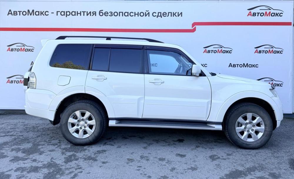 Mitsubishi Pajero IV Рестайлинг 2 Тюмень  - изображение 5