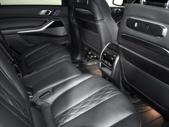 BMW X7 I (G07) Рестайлинг с пробегом 2023 года, цена 12 900 000 рублей, 19979 км, внедорожник, Автокод Объявления