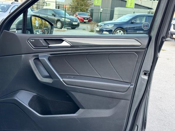 Volkswagen Tiguan II с пробегом 2018 года, цена 2 699 000 рублей, 136821 км, внедорожник, Автокод Объявления