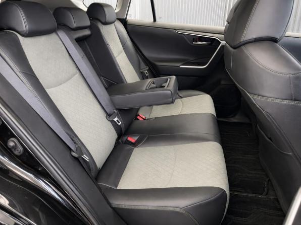 Toyota RAV4 V (XA50) с пробегом 2025 года, цена 3 877 000 рублей, 17288 км, внедорожник, Автокод Объявления