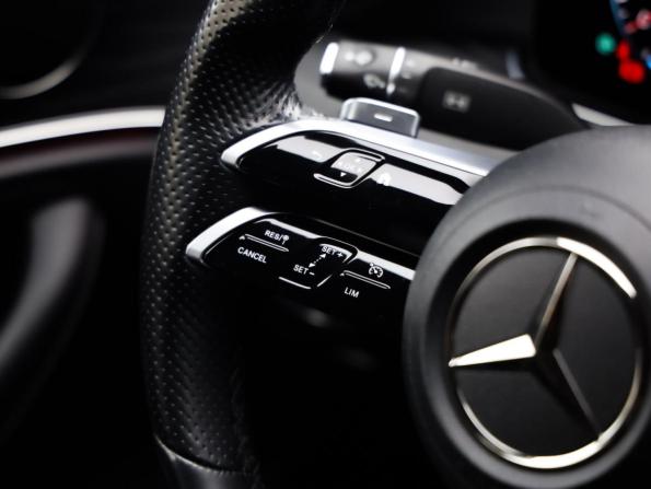 Mercedes-Benz E-Класс V (W213 S213 C238) Рестайлинг с пробегом 2021 года, цена 4 049 000 рублей, 89537 км, седан, Автокод Объявления