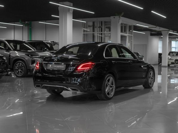 Mercedes-Benz C-Класс IV (W205) Рестайлинг с пробегом 2019 года, цена 3 410 000 рублей, 96823 км, седан, Автокод Объявления