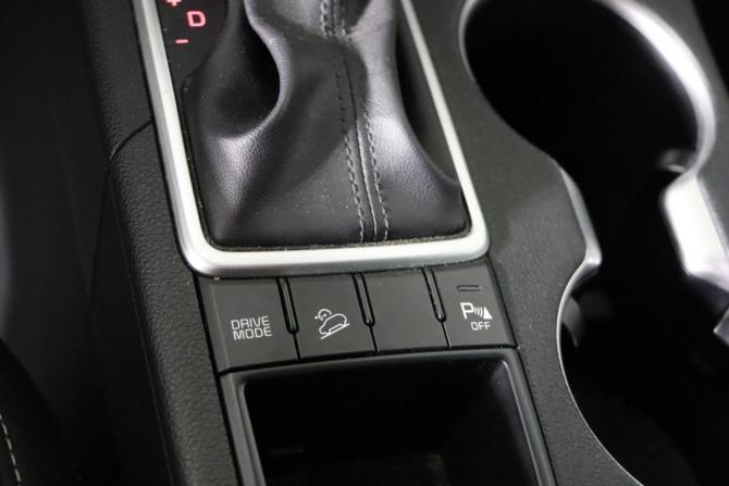 Kia Sportage IV Рестайлинг с пробегом 2019 года, цена 2 399 990 рублей, 33126 км, внедорожник, Автокод Объявления