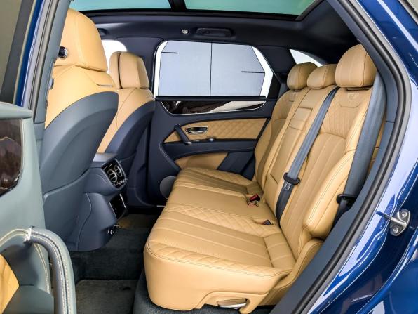 Bentley Bentayga I с пробегом 2016 года, цена 8 820 000 рублей, 61325 км, внедорожник, Автокод Объявления