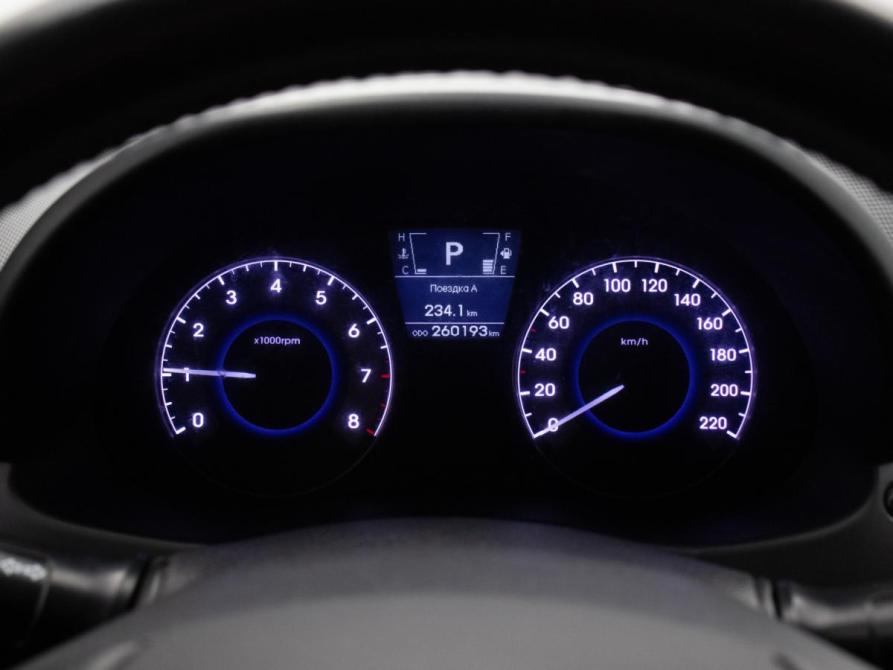 Hyundai Solaris I Москва  - изображение 12