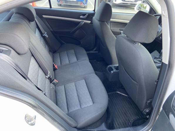 Skoda Octavia II (A5) Рестайлинг с пробегом 2013 года, цена 948 000 рублей, 76400 км, лифтбек, Автокод Объявления