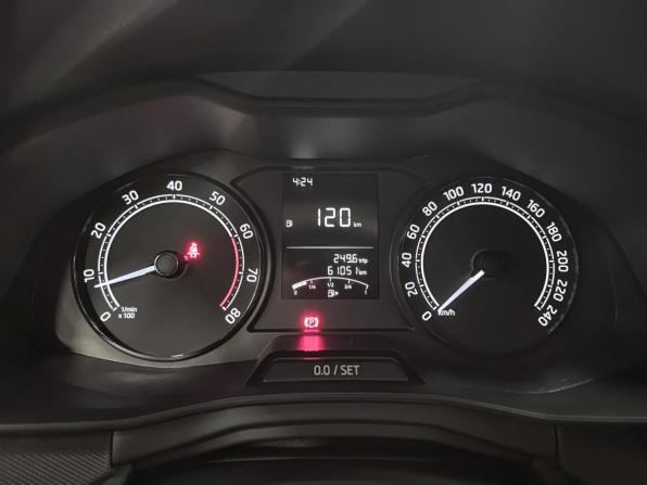 Skoda Rapid II с пробегом 2021 года, цена 1 470 000 рублей, 61050 км, лифтбек, Автокод Объявления