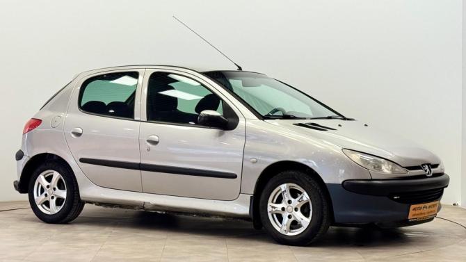 Peugeot 206 с пробегом 2004 года, цена 115 000 рублей, 193125 км, хэтчбек, Автокод Объявления