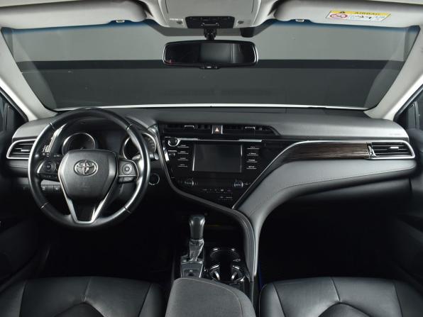 Toyota Camry VIII (XV70) с пробегом 2019 года, цена 2 649 995 рублей, 145861 км, седан, Автокод Объявления