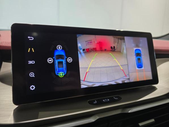 Geely Coolray I с пробегом 2023 года, цена 1 975 000 рублей, 53002 км, внедорожник, Автокод Объявления