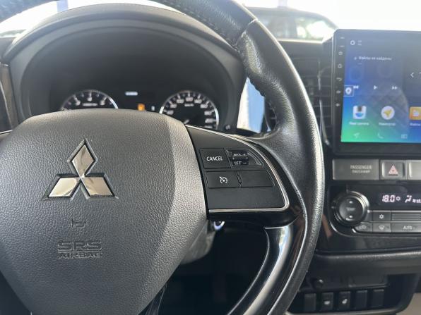 Mitsubishi Outlander III Рестайлинг 2 с пробегом 2017 года, цена 1 690 000 рублей, 156200 км, внедорожник, Автокод Объявления