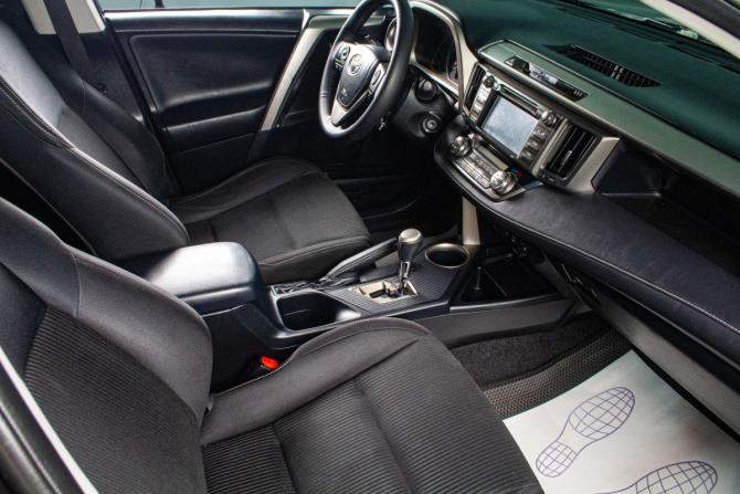 Toyota RAV4 IV (XA40) с пробегом 2014 года, цена 1 799 000 рублей, 249458 км, внедорожник, Автокод Объявления