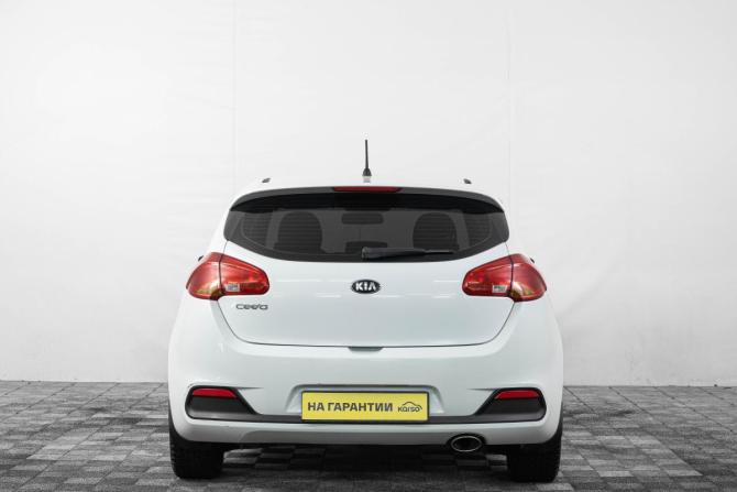Kia Ceed II с пробегом 2013 года, цена 1 049 000 рублей, 176500 км, хэтчбек, Автокод Объявления