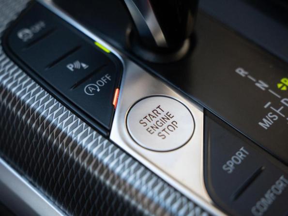 BMW 3 серии VII (G2x) с пробегом 2019 года, цена 3 130 000 рублей, 141569 км, седан, Автокод Объявления