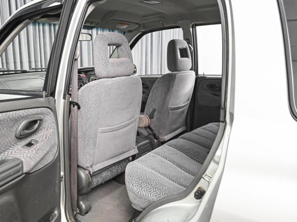 Suzuki Escudo II с пробегом 2000 года, цена 699 000 рублей, 219828 км, внедорожник, Автокод Объявления
