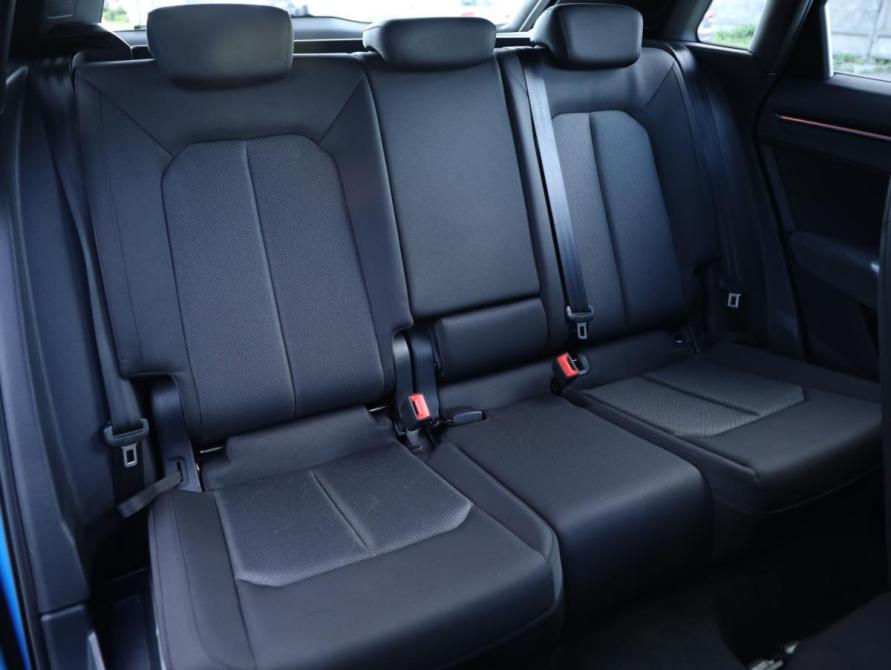 Audi Q3 II (F3) Санкт-Петербург  - изображение 30