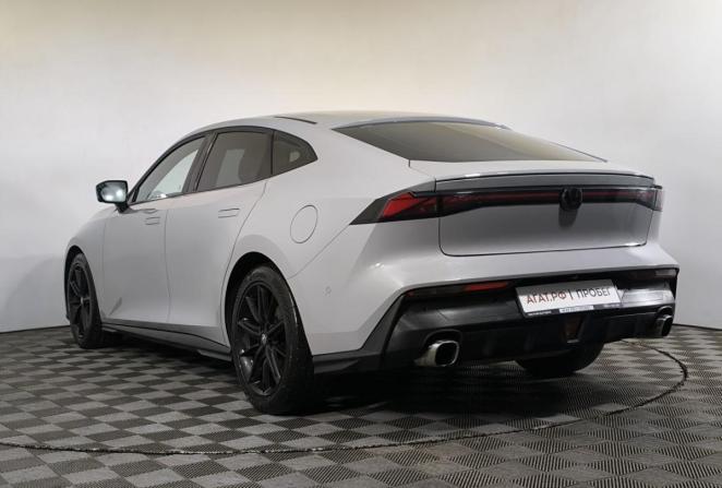 Changan UNI-V I с пробегом 2023 года, цена 2 265 000 рублей, 76912 км, лифтбек, Автокод Объявления