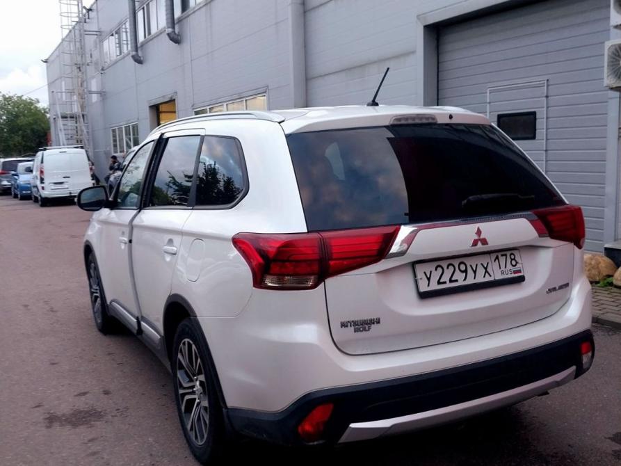 Mitsubishi Outlander III Рестайлинг 2 Санкт-Петербург  - изображение 4