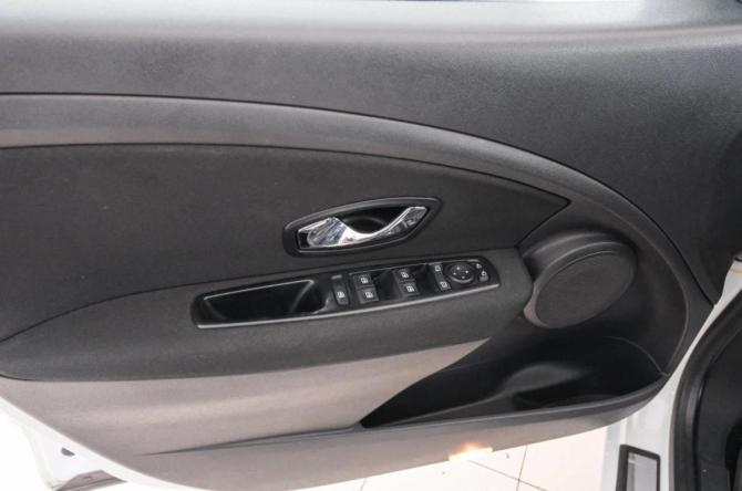 Renault Megane III Рестайлинг с пробегом 2013 года, цена 899 000 рублей, 75116 км, хэтчбек, Автокод Объявления