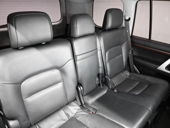 Toyota Land Cruiser 200 Series Рестайлинг 2 с пробегом 2015 года, цена 5 450 000 рублей, 170541 км, внедорожник, Автокод Объявления