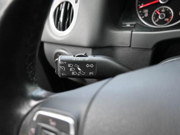Volkswagen Tiguan I Рестайлинг с пробегом 2011 года, цена 1 489 900 рублей, 64329 км, внедорожник, Автокод Объявления