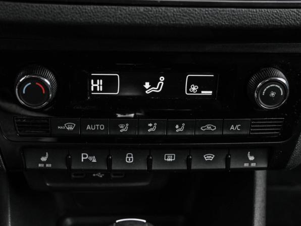 Volkswagen Polo VI с пробегом 2021 года, цена 1 474 070 рублей, 84961 км, лифтбек, Автокод Объявления