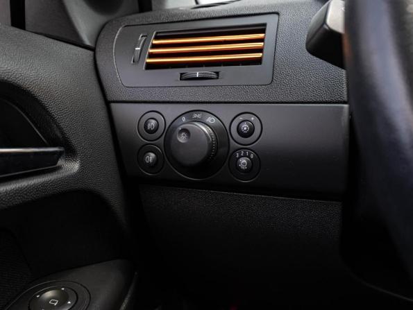 Opel Astra H Рестайлинг с пробегом 2013 года, цена 550 000 рублей, 119404 км, хэтчбек, Автокод Объявления