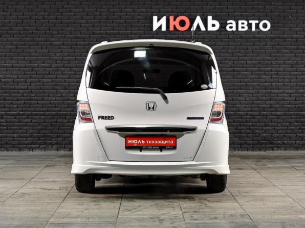 Honda Freed I Рестайлинг с пробегом 2012 года, цена 1 270 000 рублей, 149399 км, компактвэн, Автокод Объявления