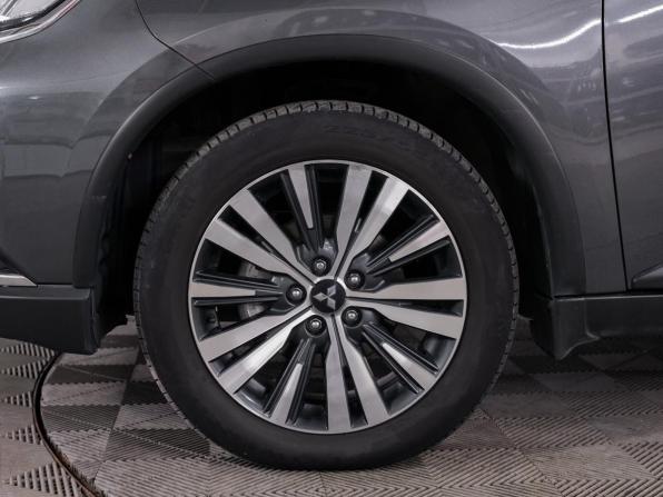 Mitsubishi Outlander III Рестайлинг 3 с пробегом 2019 года, цена 2 180 000 рублей, 121900 км, внедорожник, Автокод Объявления