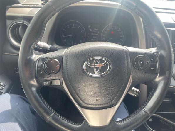 Toyota RAV4 IV (XA40) Рестайлинг с пробегом 2017 года, цена 2 300 000 рублей, 155913 км, внедорожник, Автокод Объявления