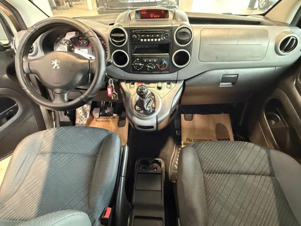 Peugeot Partner II с пробегом 2010 года, цена 656 000 рублей, 182500 км, компактвэн, Автокод Объявления