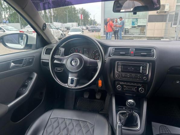 Volkswagen Jetta VI с пробегом 2012 года, цена 590 000 рублей, 291544 км, седан, Автокод Объявления