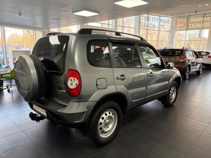 Chevrolet Niva I Рестайлинг Киров  - изображение 4