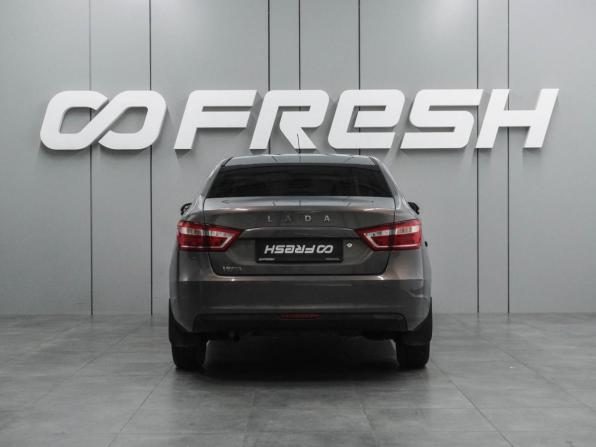 Lada (ВАЗ) Vesta I с пробегом 2017 года, цена 899 000 рублей, 82289 км, седан, Автокод Объявления