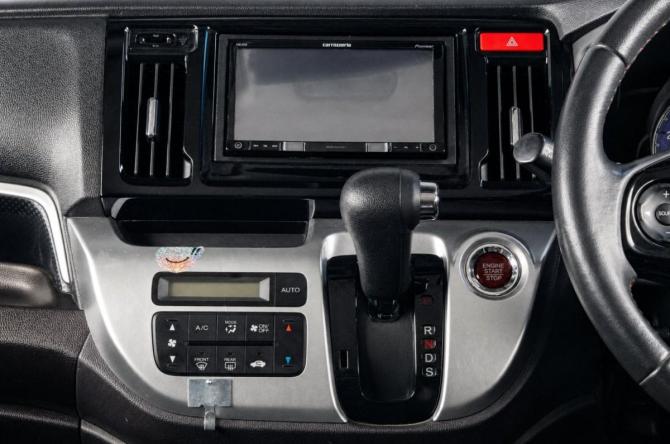 Honda N-WGN I с пробегом 2015 года, цена 979 000 рублей, 73829 км, хэтчбек, Автокод Объявления